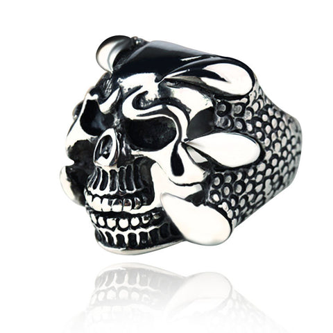 Menacing Skull Ring